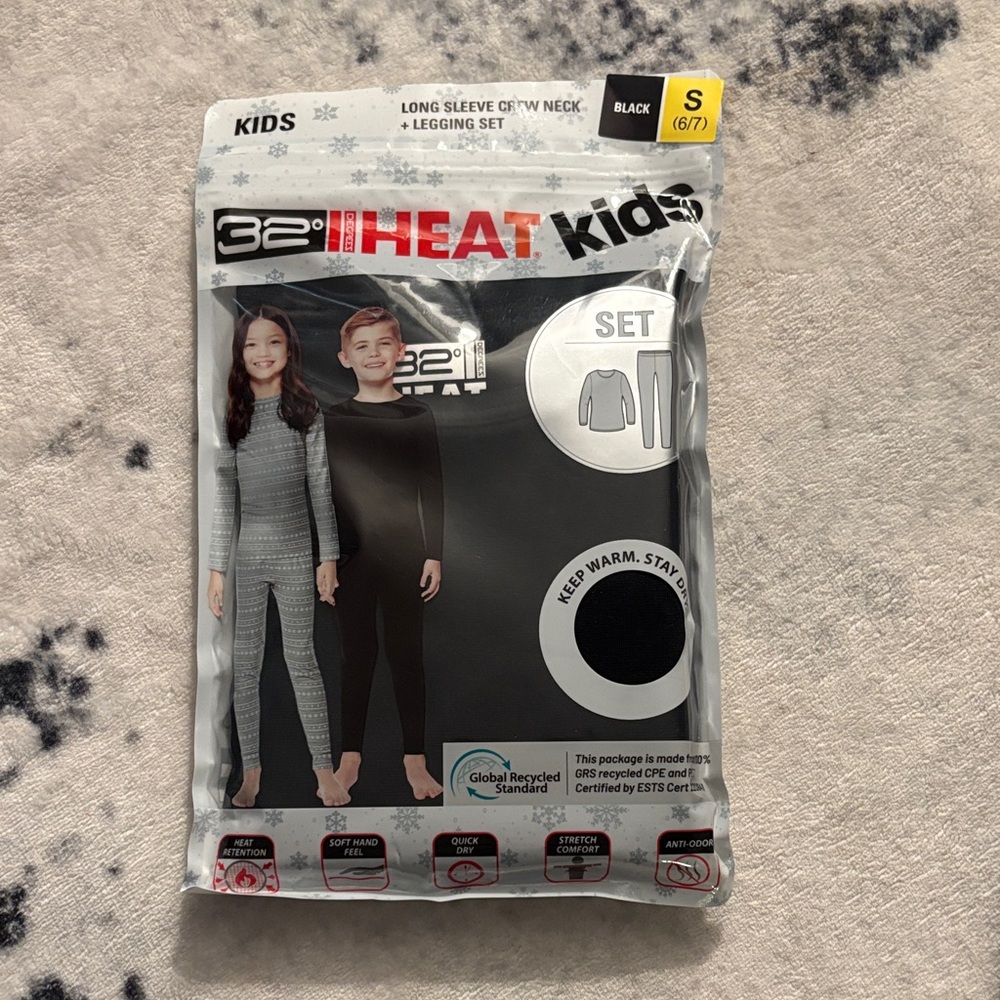 32 Degrees Kids Black Thermal Set
